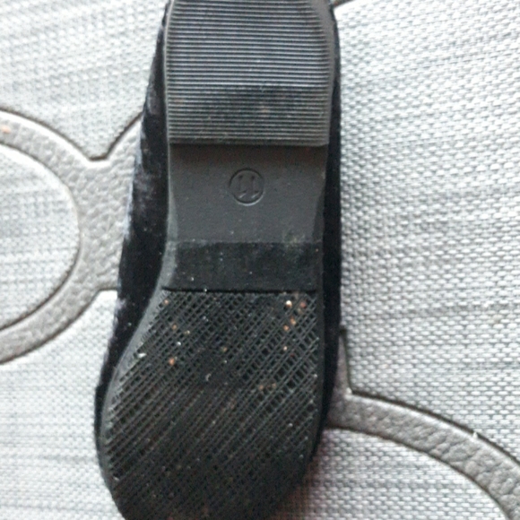 Black velvet ballet flats - Picture 2 of 3